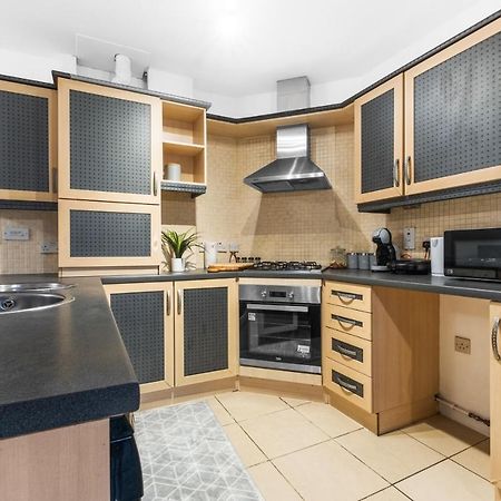 Birmingham, Modern 2 Bedroom, Free Parking Spaces, Free Wi-Fi And Netflix Exteriör bild