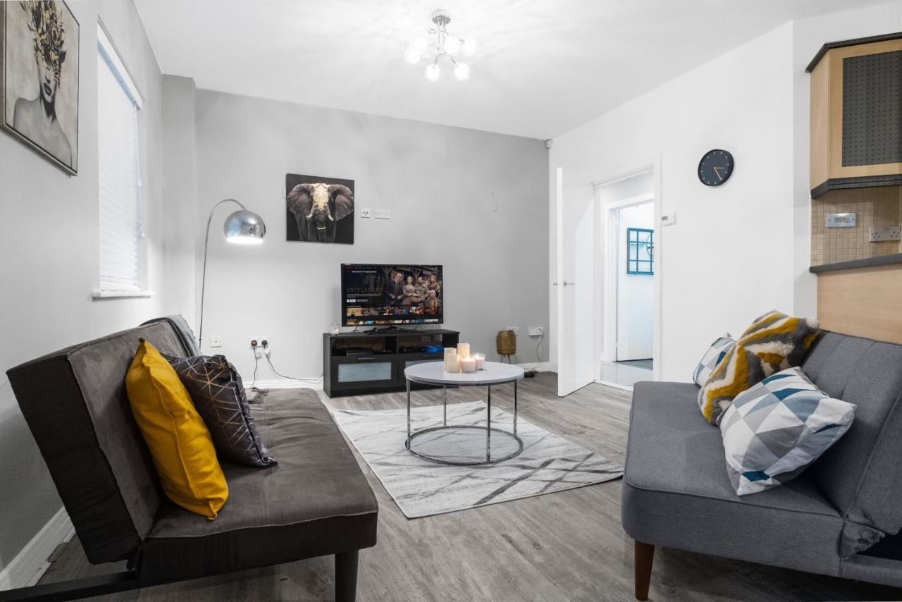 Birmingham, Modern 2 Bedroom, Free Parking Spaces, Free Wi-Fi And Netflix Exteriör bild