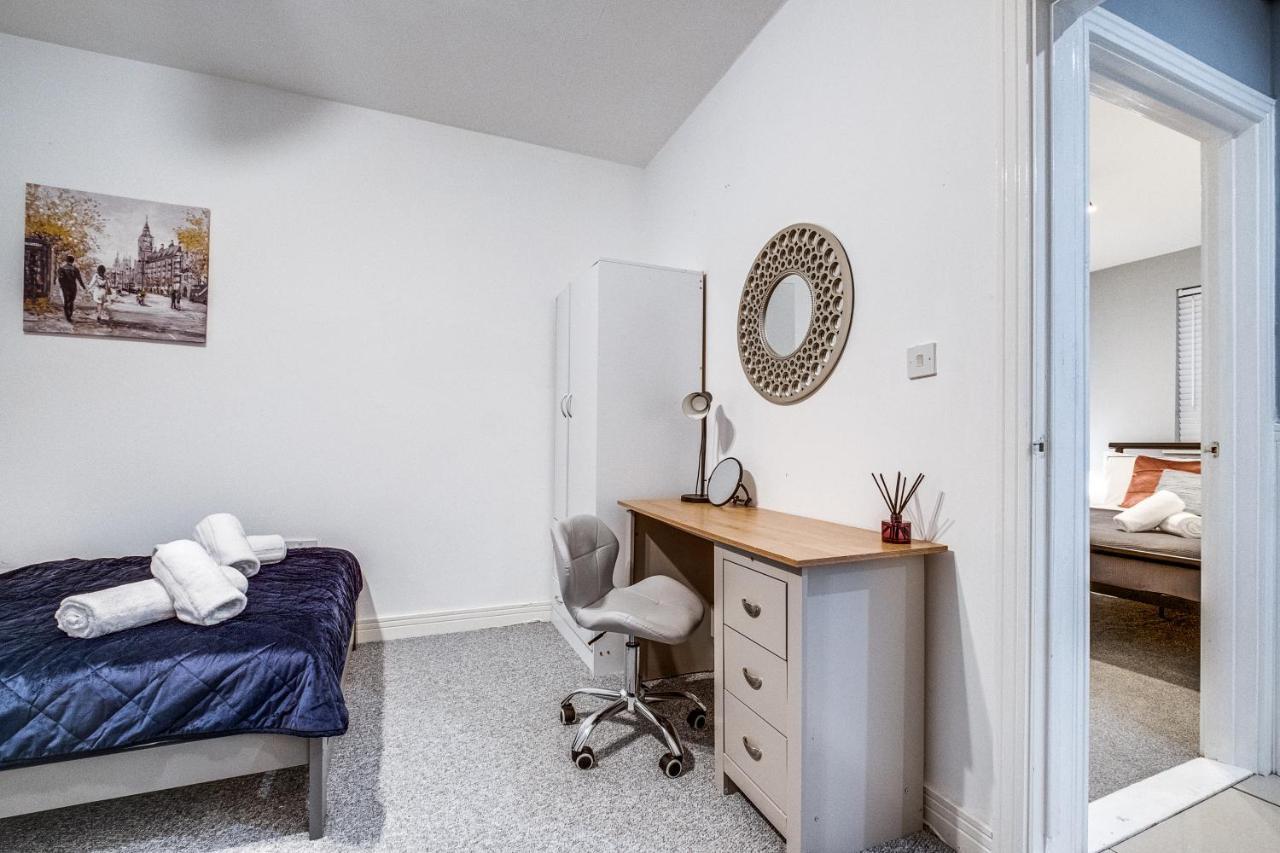 Birmingham, Modern 2 Bedroom, Free Parking Spaces, Free Wi-Fi And Netflix Exteriör bild